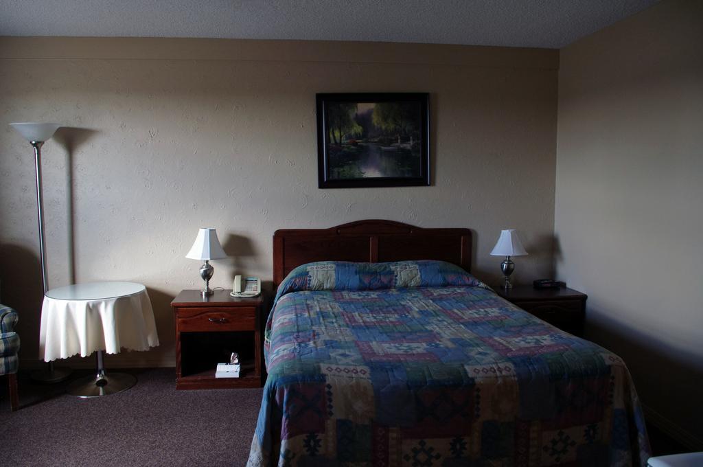 Bella Vista Inn Humboldt Bilik gambar